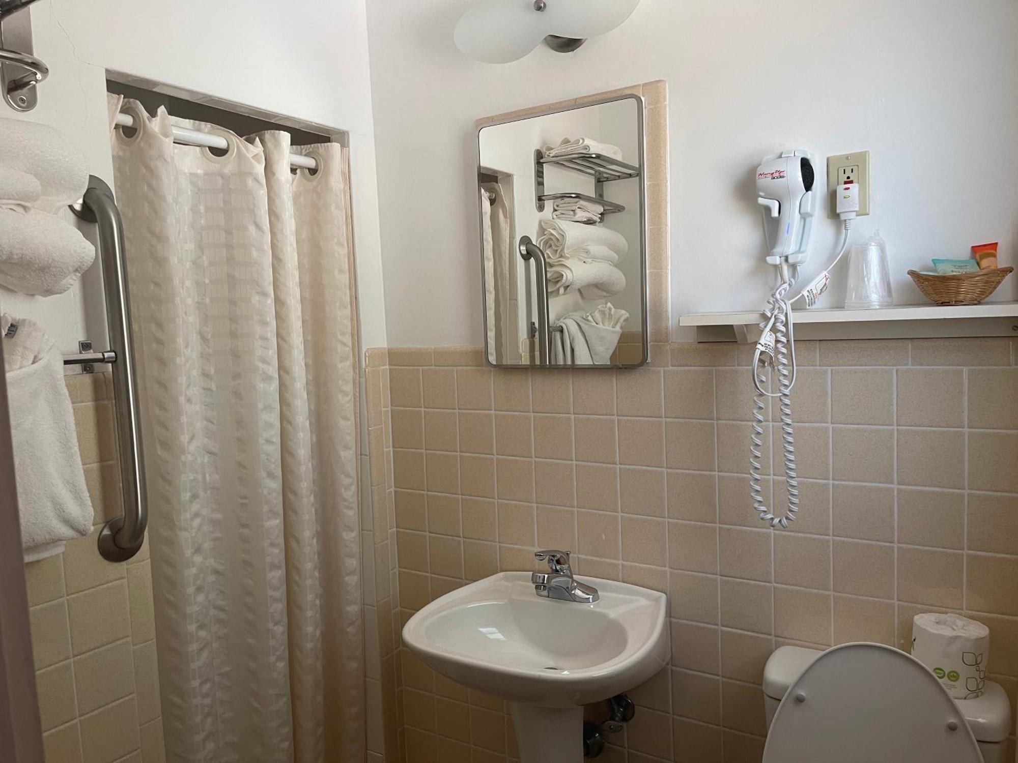 Saddle & Surrey Motel Estes Park Ruang foto